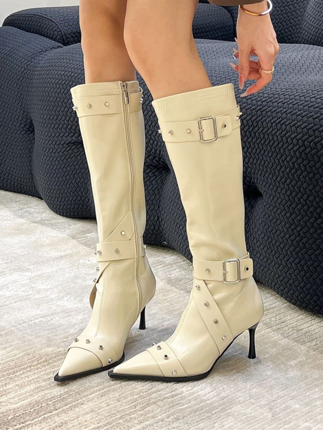 Beige / 40